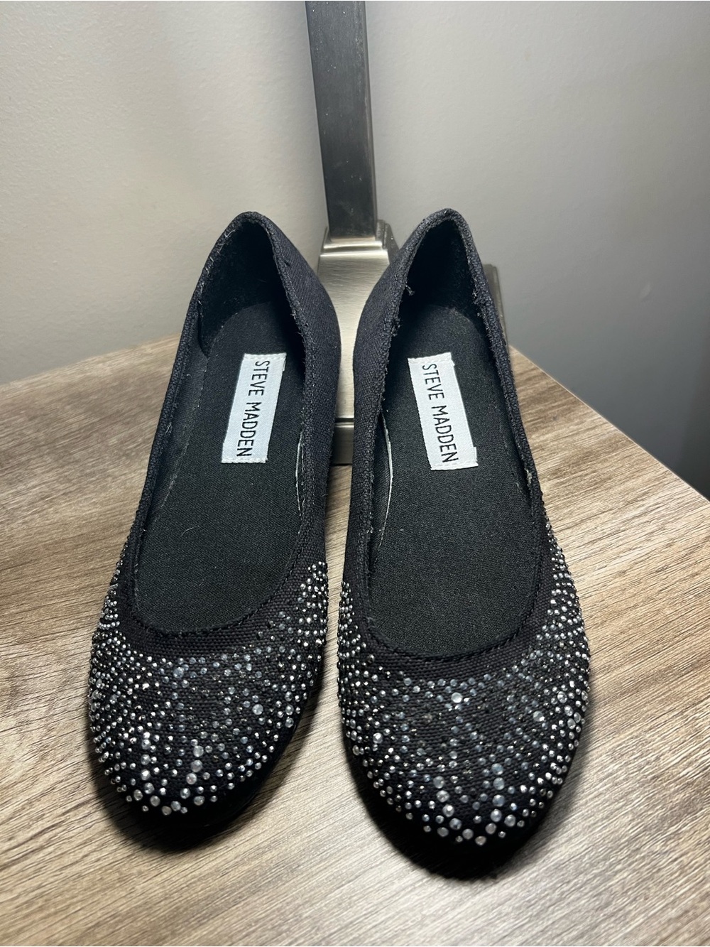 Steve Madden Black Rhinestone Ballet Flat —(stock 02)